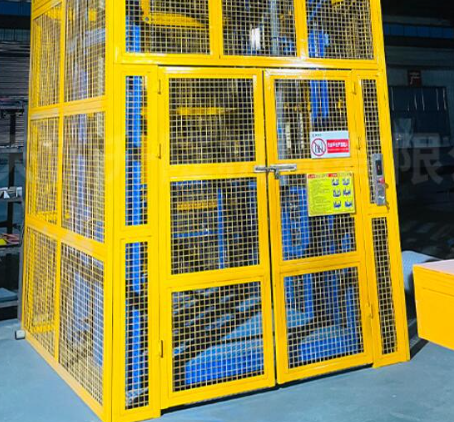 长顺货梯可以安装在室外吗